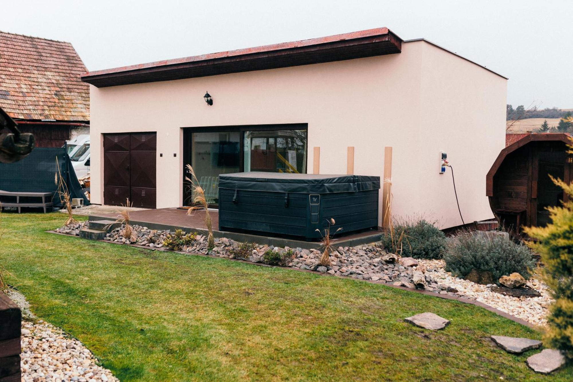 Apartmány Berries Valča Exterior foto