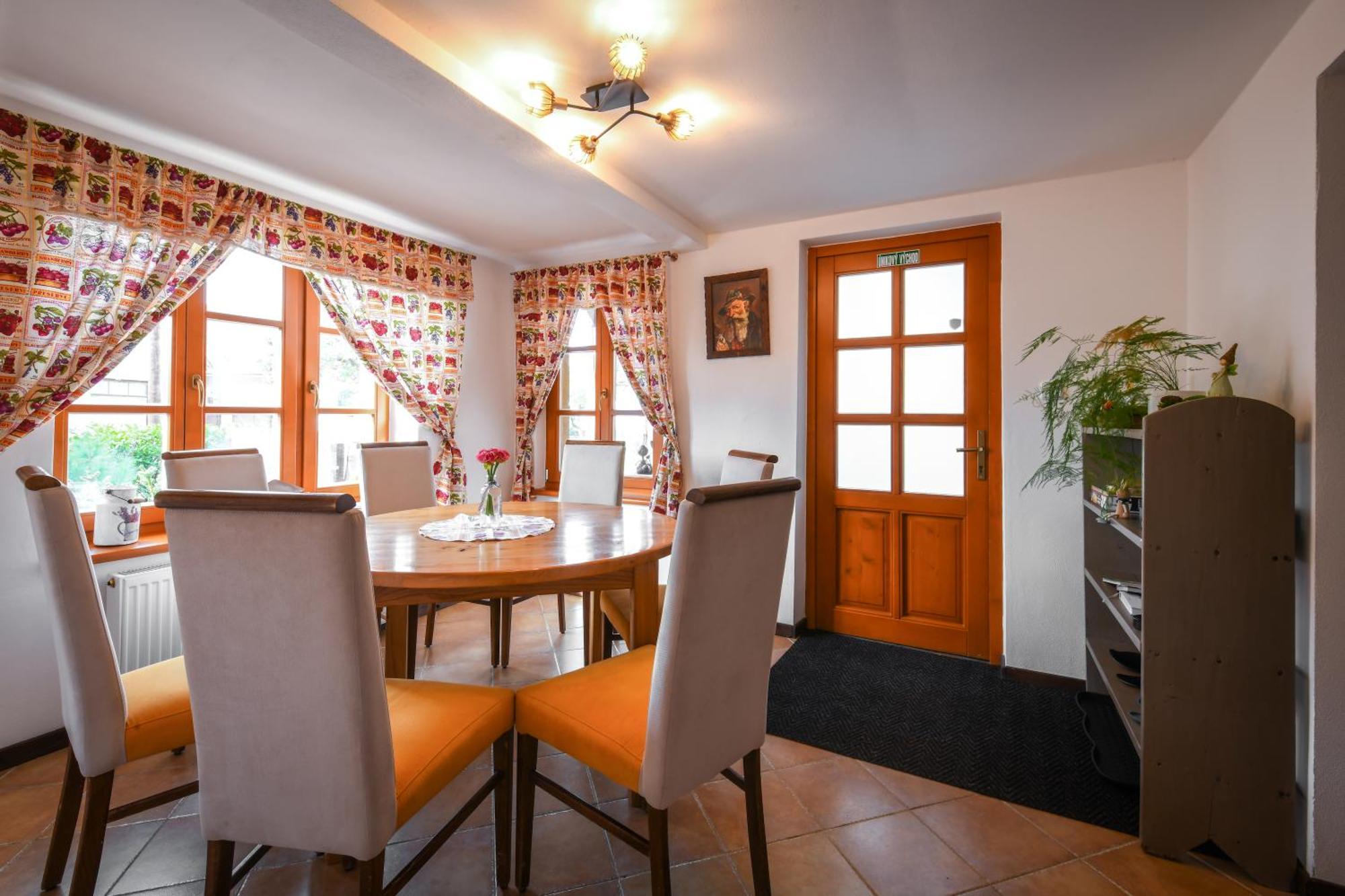 Apartmány Berries Valča Exterior foto